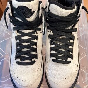 EUC Nike Air Jordan 2 Retro SP x A Ma Maniere "Airness" Sneaker Size 10